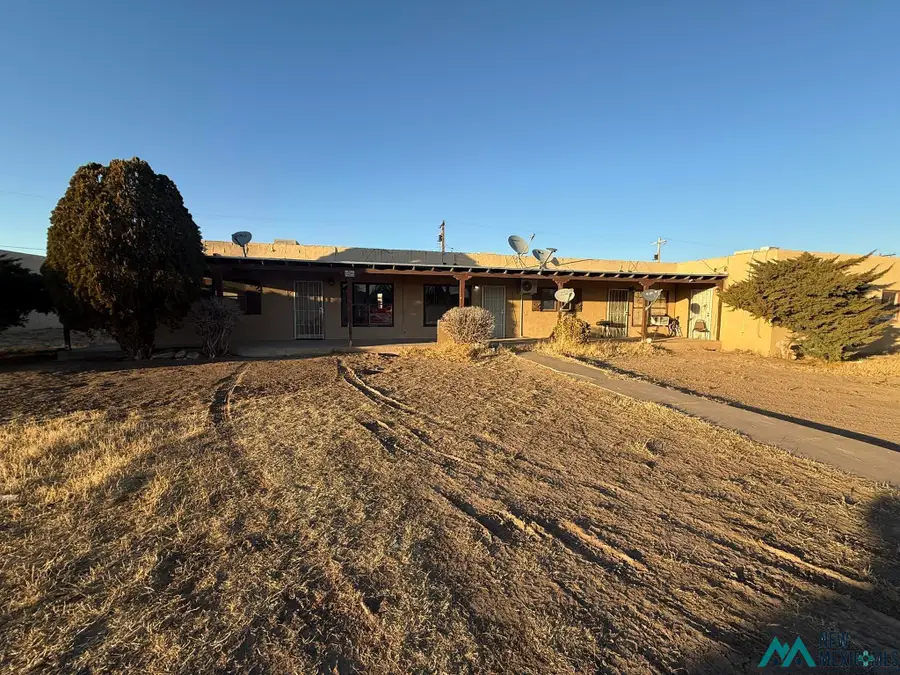 1506 W Yucca Avenue, Artesia, NM 88210 - #2