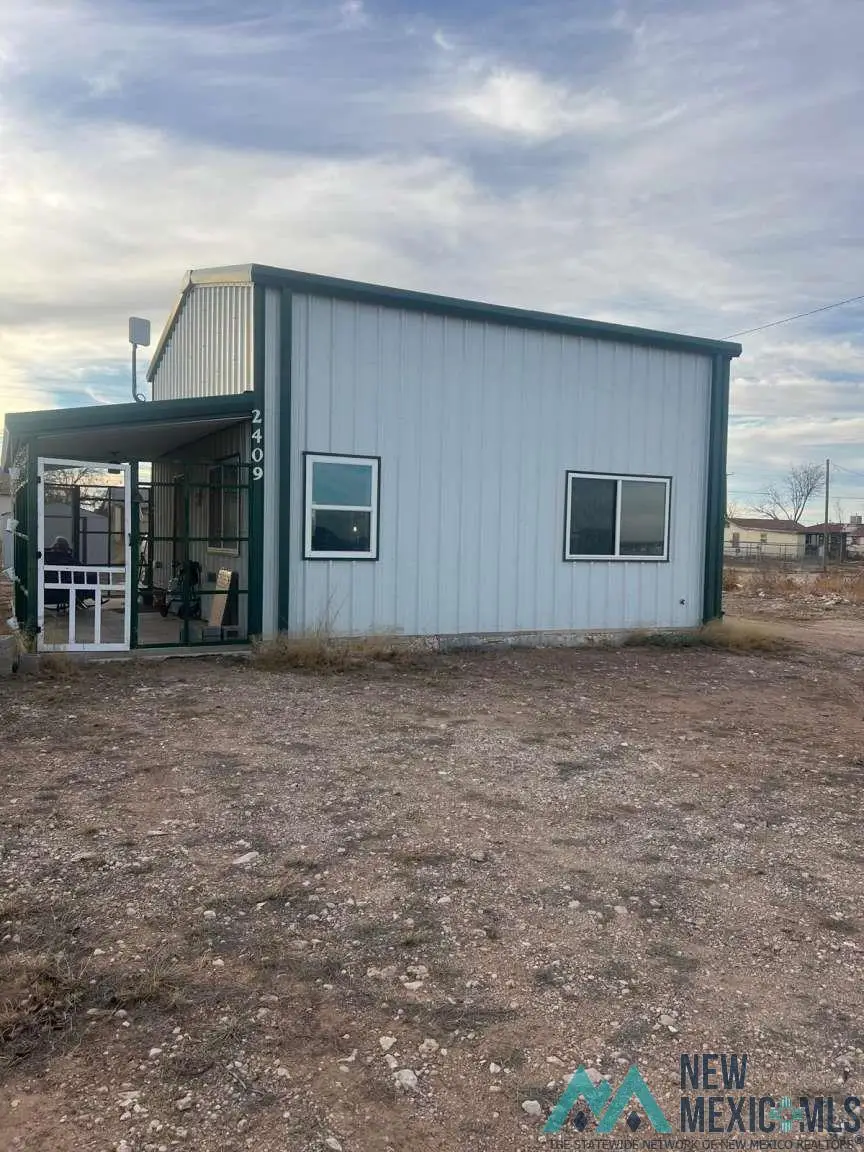 2409 Davis Street, Carlsbad, NM 88220 - #1