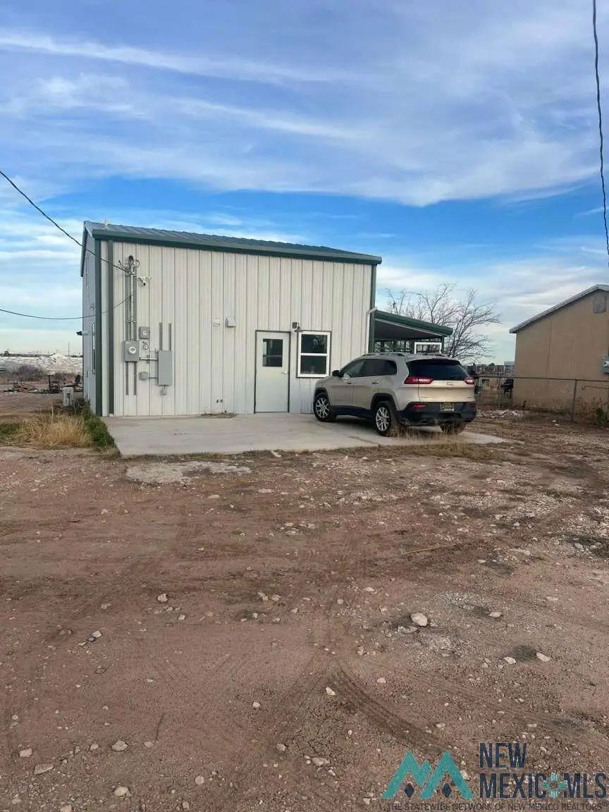 2409 Davis Street, Carlsbad, NM 88220 - #2