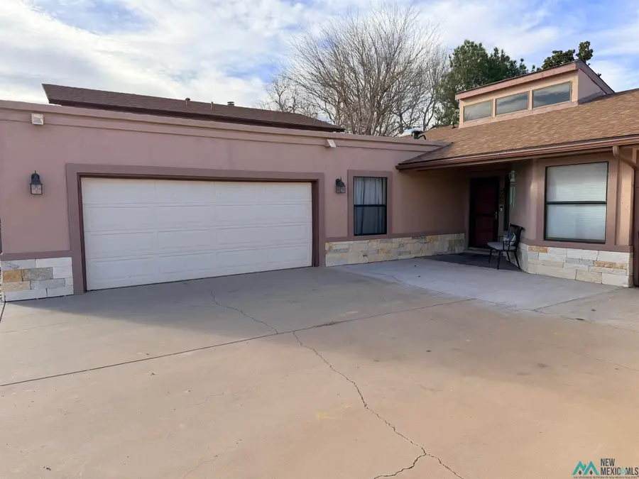 809 Tanoan Court, Carlsbad, NM 88220 - #2