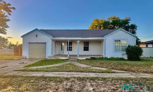 900 W Tenth, Clovis, NM 88101