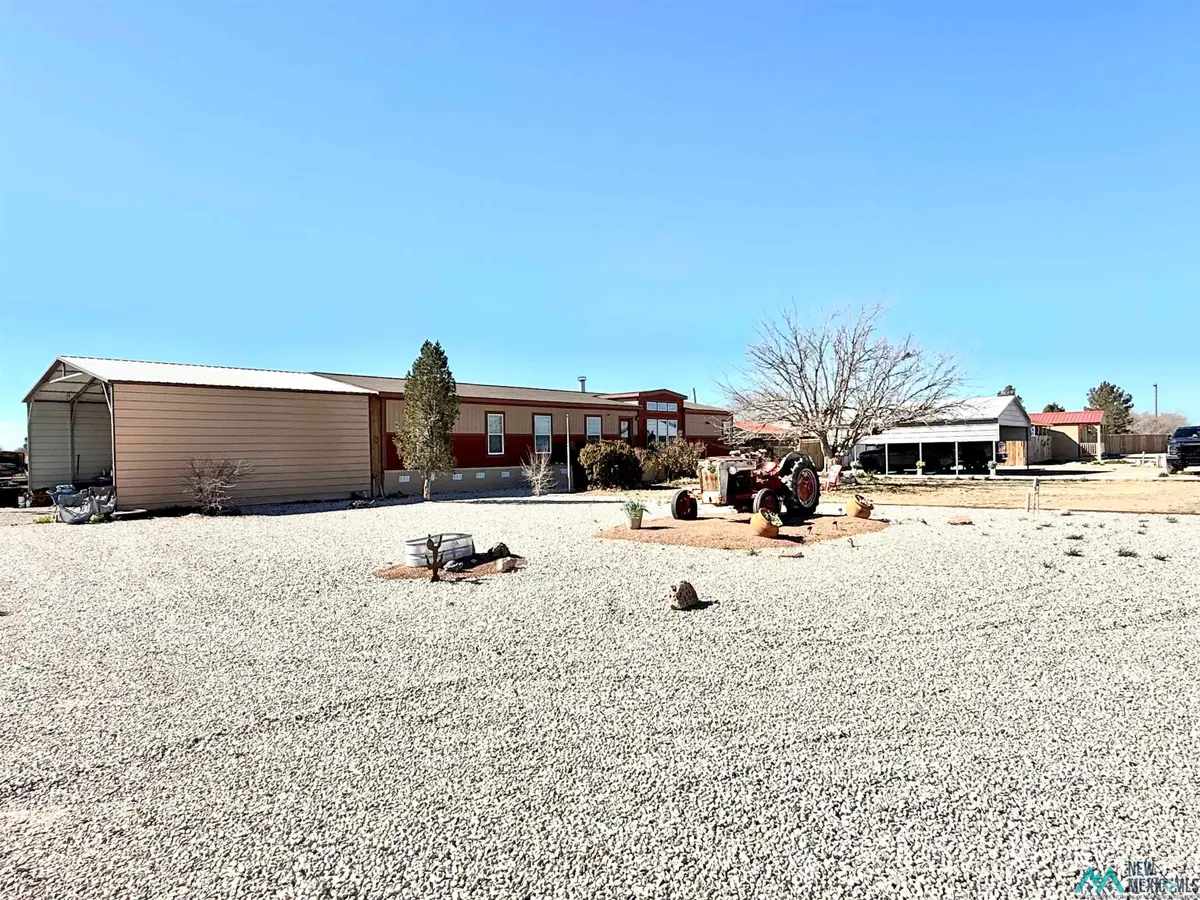 809 Pecan Avenue, Artesia, NM 88210 - #1