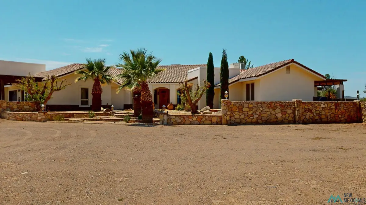 21998 Homestead Rd Se, Deming, NM 88030 - #1
