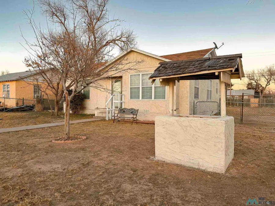 1701 N Ohio Avenue, Roswell, NM 88201 - #2