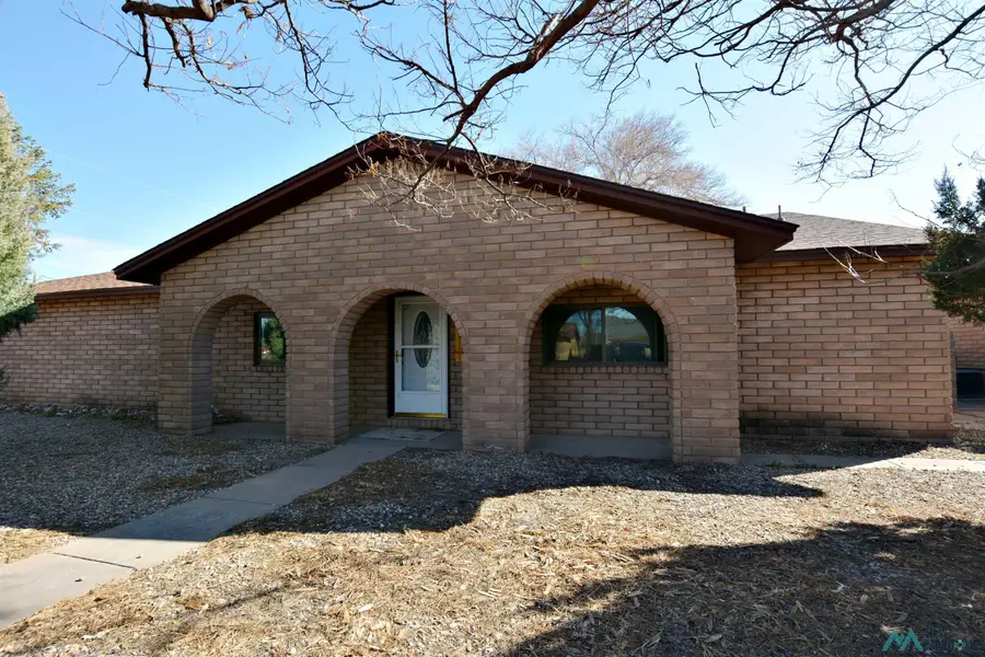 801 W 19th Street, Portales, NM 88130 - #2