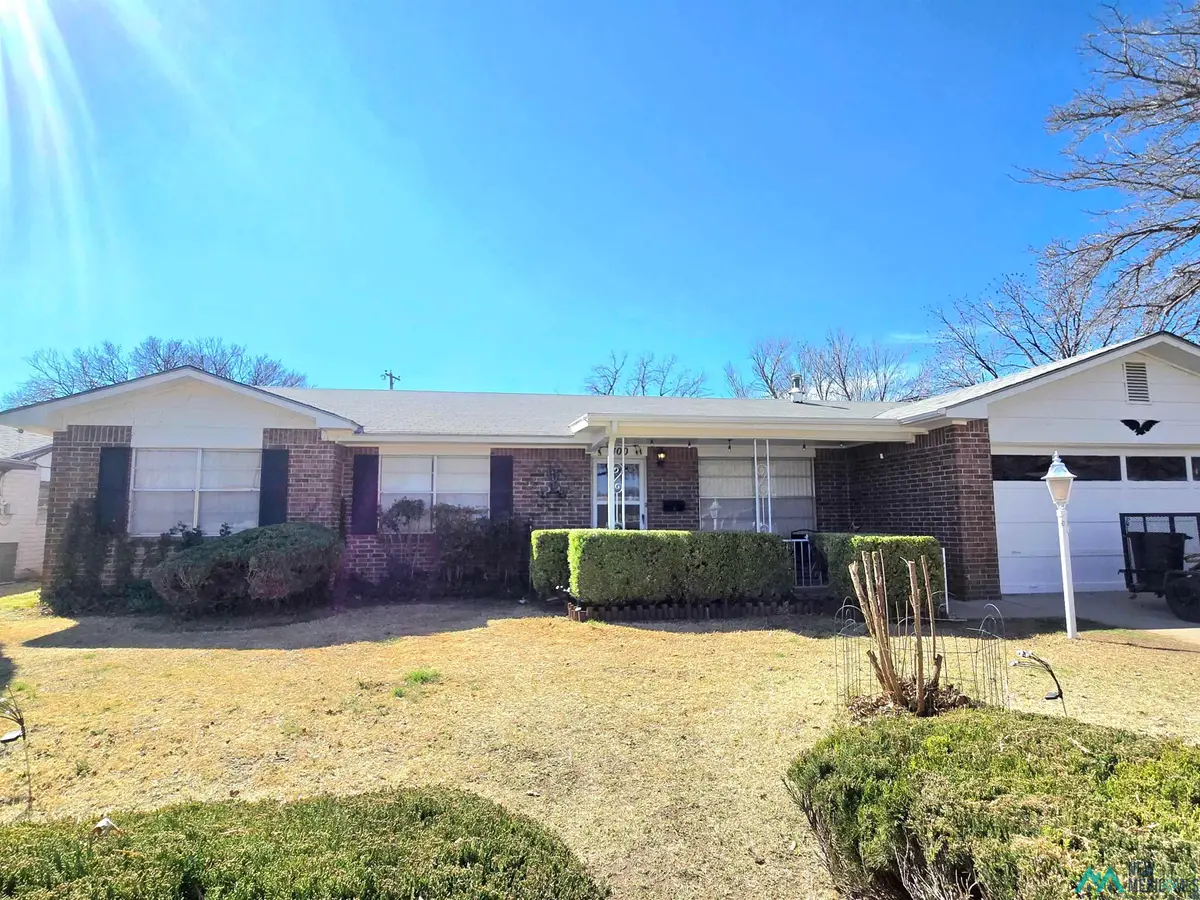 400 E Vista Parkway, Roswell, NM 88201 - #1