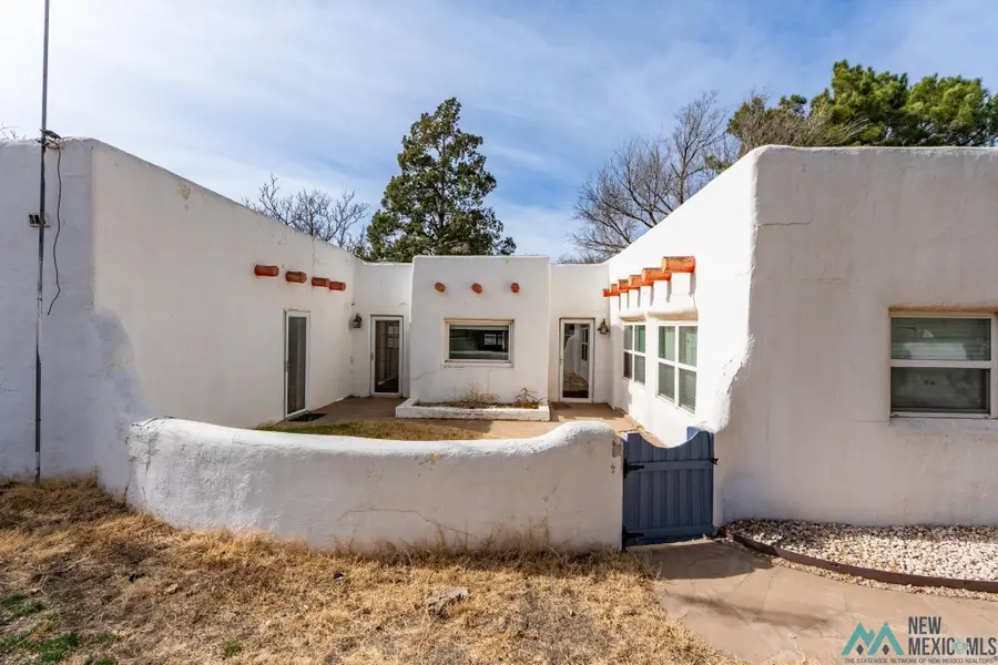 1414 S I Avenue, Portales, NM 88130 - #2