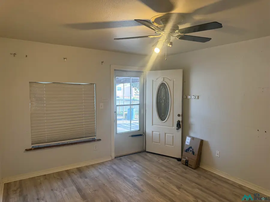 1213 W Dallas Avenue, Artesia, NM 88210 - #3