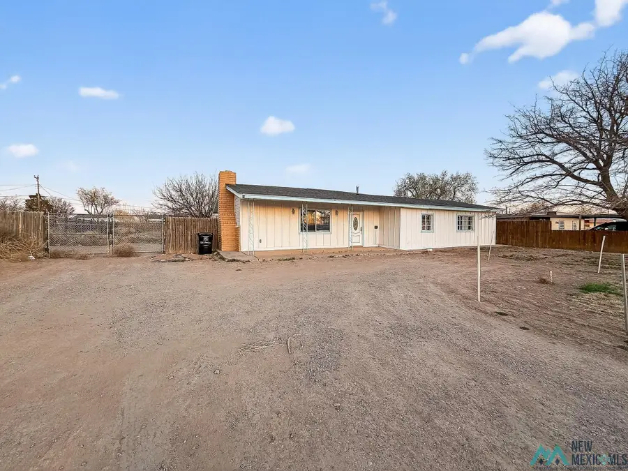 1513 N Montana Avenue, Roswell, NM 88201 - #3