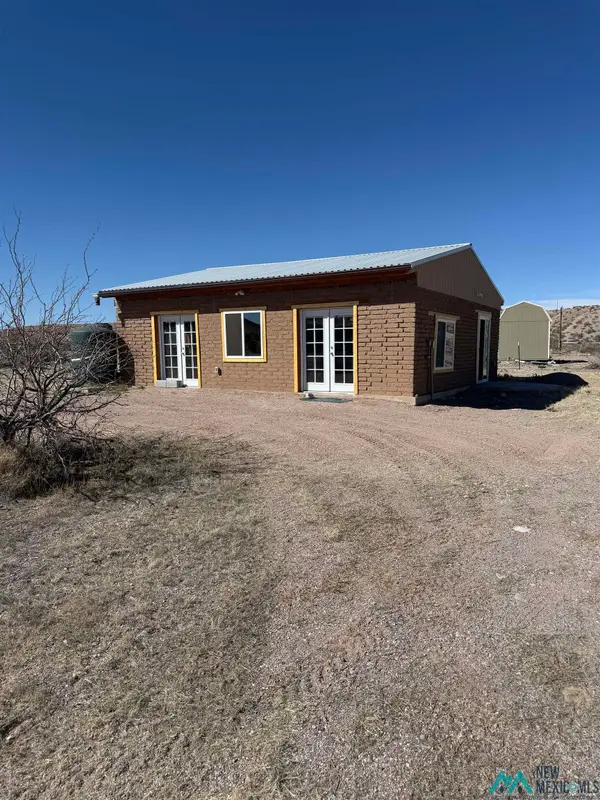 2 Seco Court Road, Caballo, NM 87931