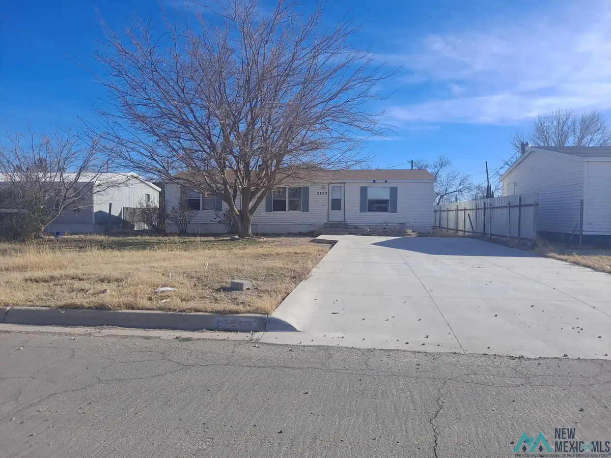 2209 Sandyridge Drive, Carlsbad, NM 88220 - #1