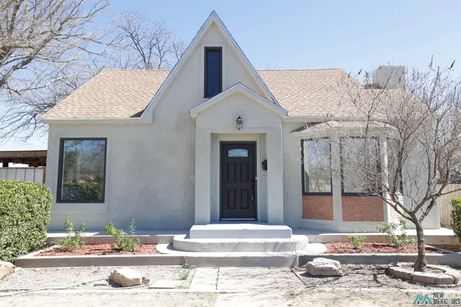 607 N Washington Avenue, Roswell, NM 88201 - #2