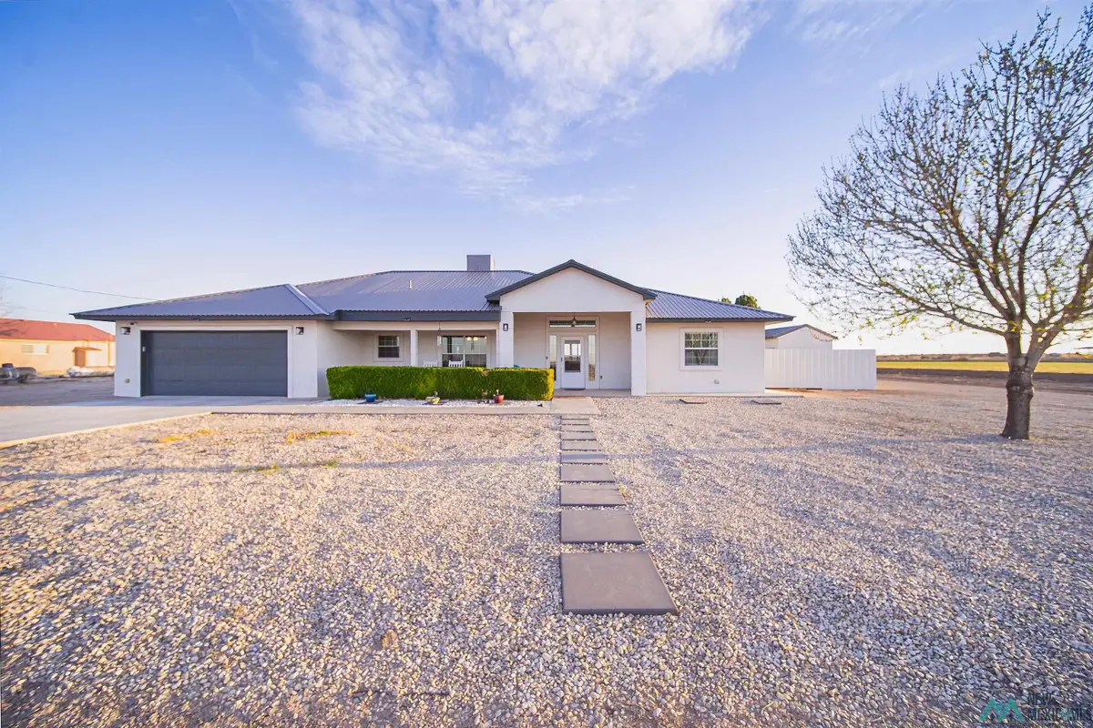 2203 Miller Road, Carlsbad, NM 88220 - #1