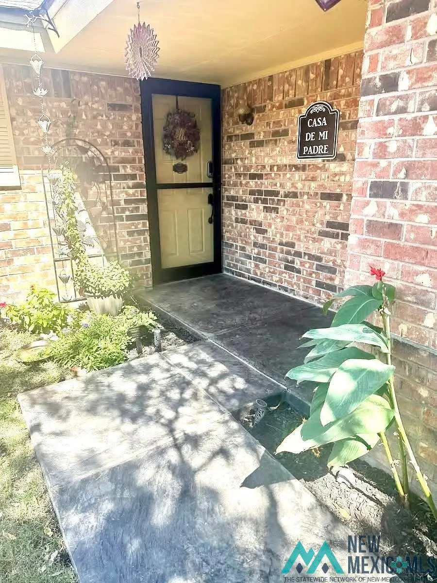 1030 W Caprock Street, Hobbs, NM 88240 - #1
