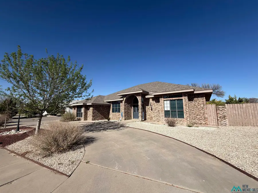 2101 N Washington Avenue, Roswell, NM 88201 - #2