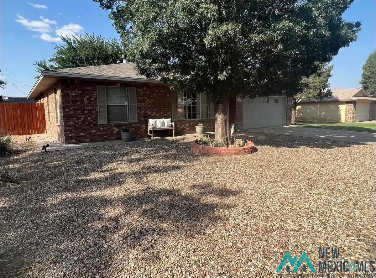 2008 W Bullock Avenue, Artesia, NM 88210 - #1