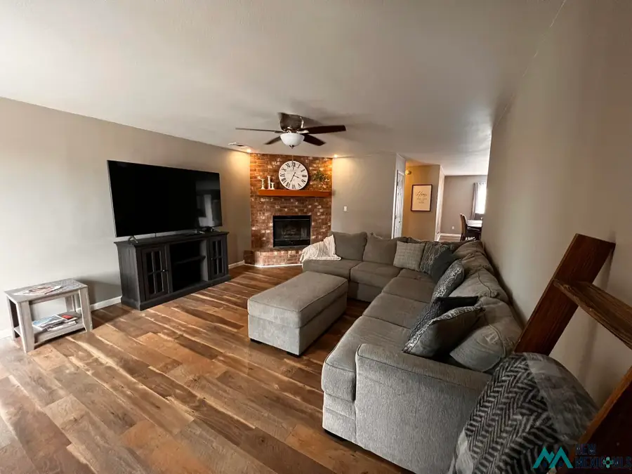 2008 W Bullock Avenue, Artesia, NM 88210 - #3