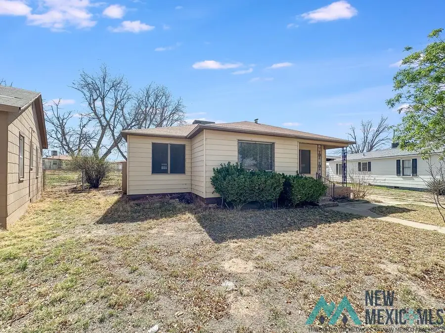 411 Margaret Street, Carlsbad, NM 88220 - #2