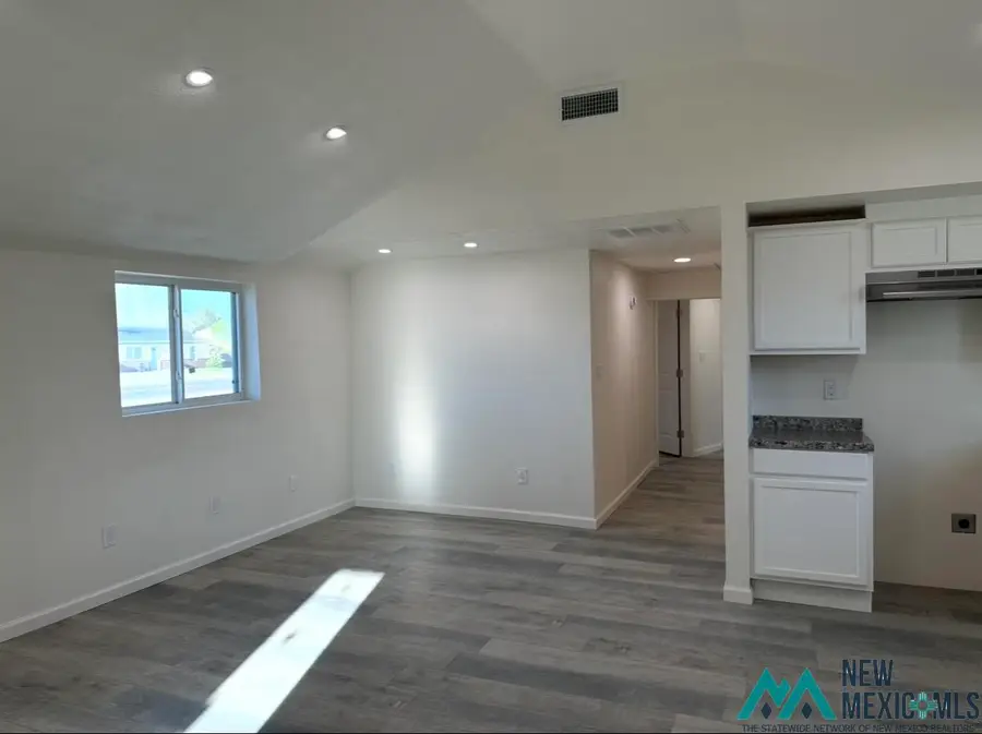 1907 Hermosa Drive, Artesia, NM 88201 - #3