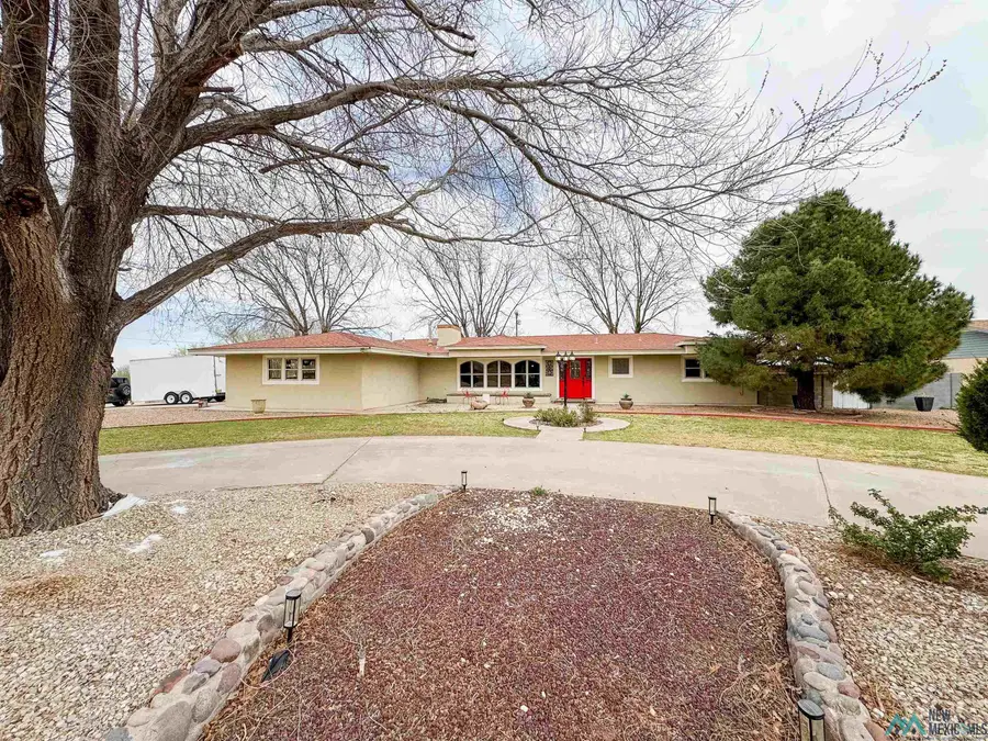 106 N La Cuesta Road, Artesia, NM 88210 - #2