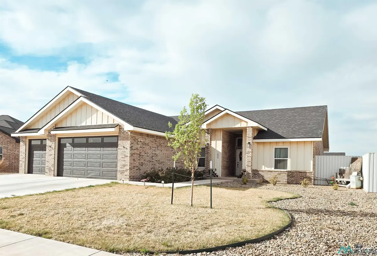 204 Abbey Road, Clovis, NM 88101 - #1