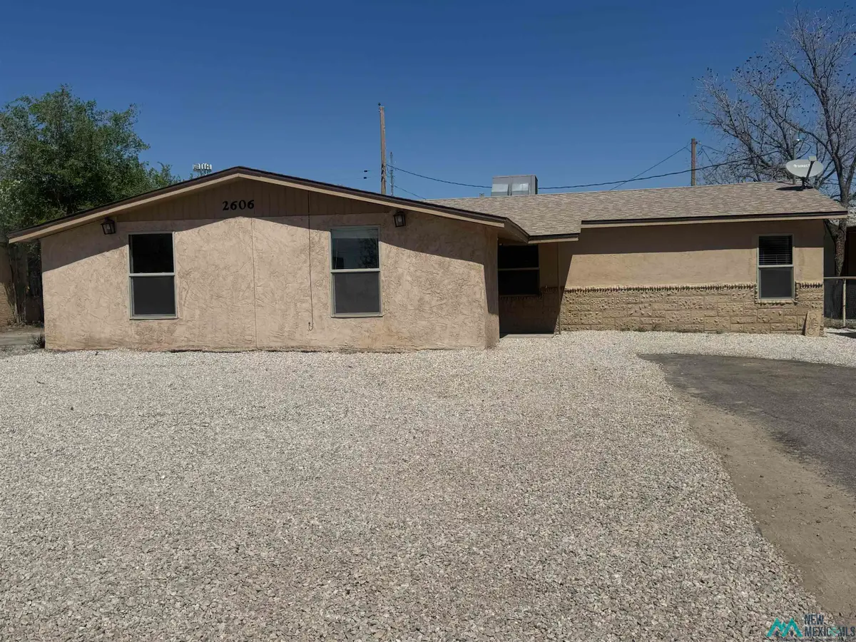 2606 W Grand Avenue, Artesia, NM 88210 - #1