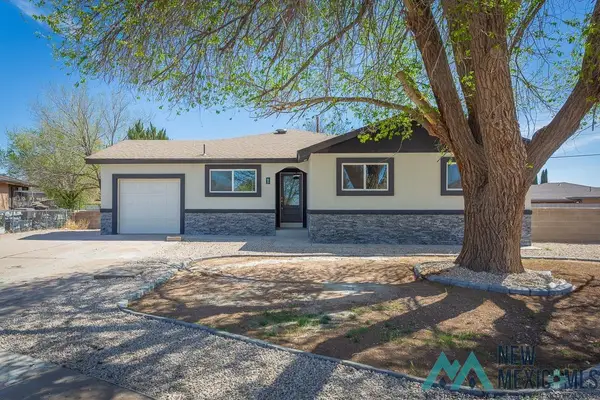 8 Sunset Place, Roswell, NM 88203