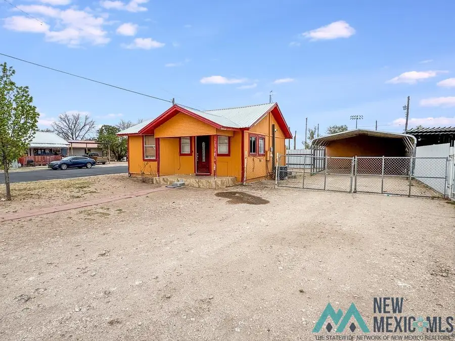 823 E Skelly Street, Hobbs, NM 88240 - #2