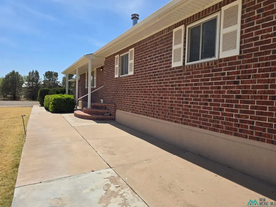 4100 N Atkinson Avenue, Roswell, NM 88201 - #3