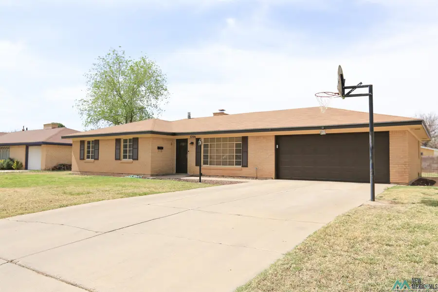 3206 Encanto Drive, Roswell, NM 88201 - #2
