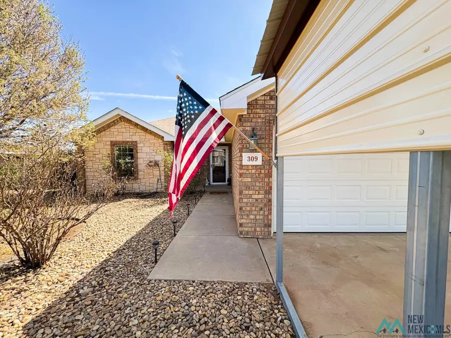 309 Carmel Lane, Clovis, NM 88101 - #2
