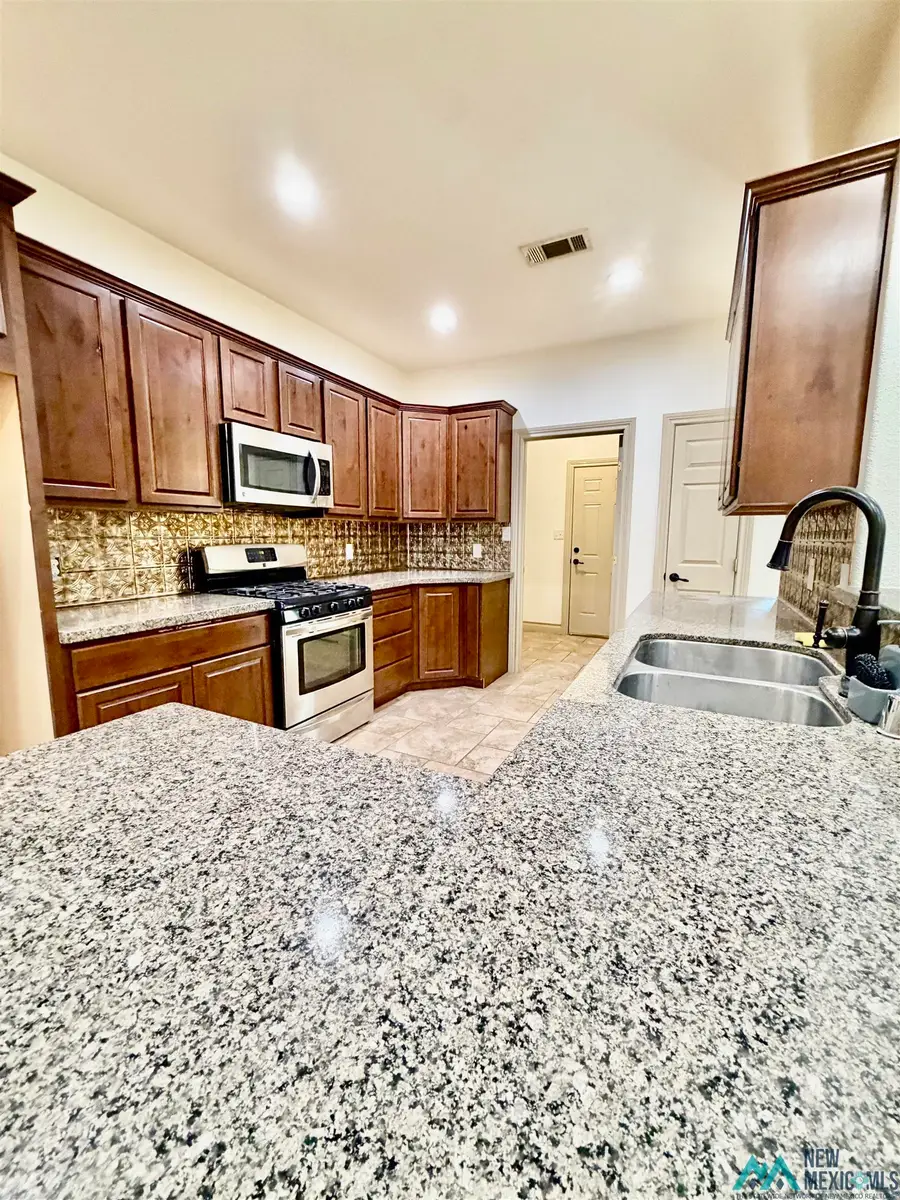 810 Latrobe Dr Street, Carlsbad, NM 88220 - #3