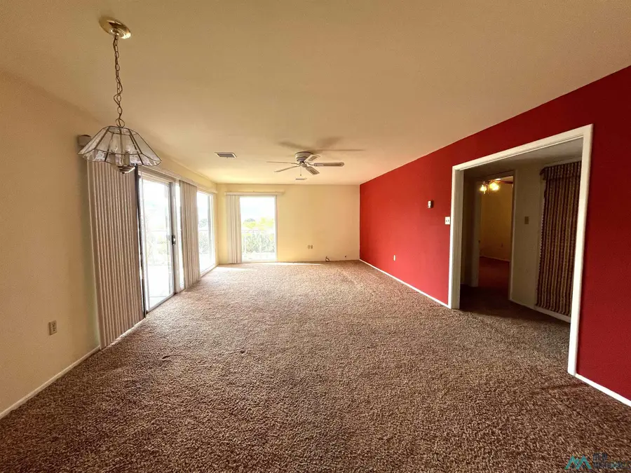 907 Ivy Street, Truth Or Consequences, NM 87901 - #2