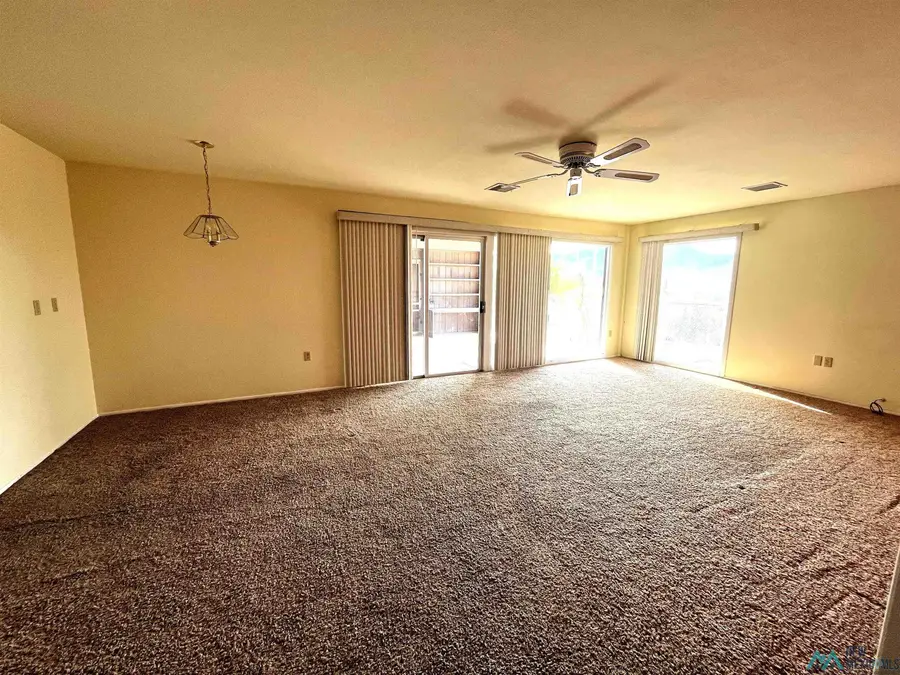 907 Ivy Street, Truth Or Consequences, NM 87901 - #3