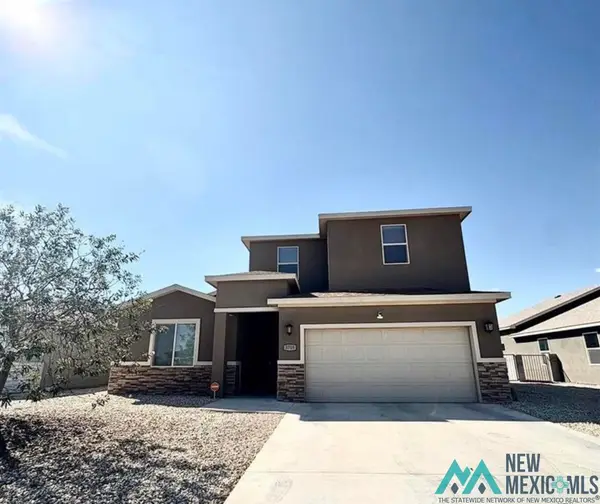 3709 Saguaro Drive, Carlsbad, NM 88220