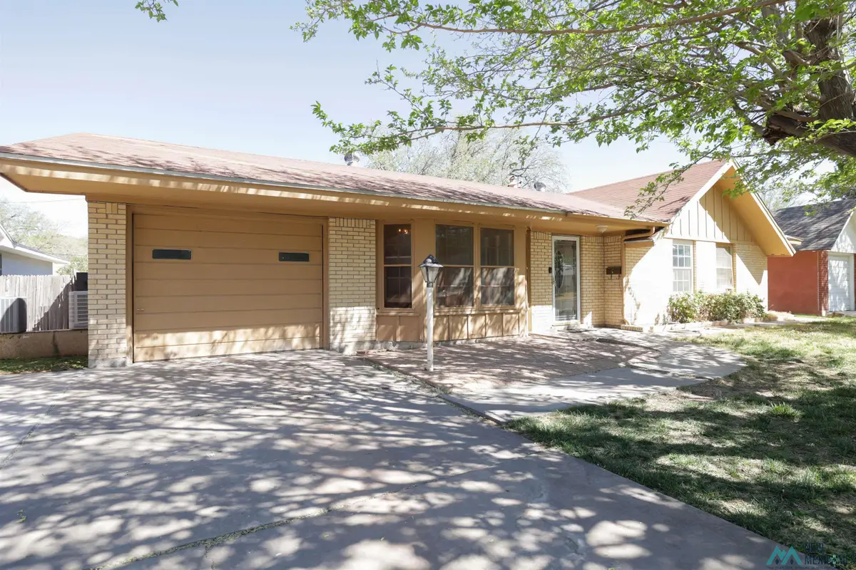 3005 Bandolina Avenue, Roswell, NM 88201 - #1