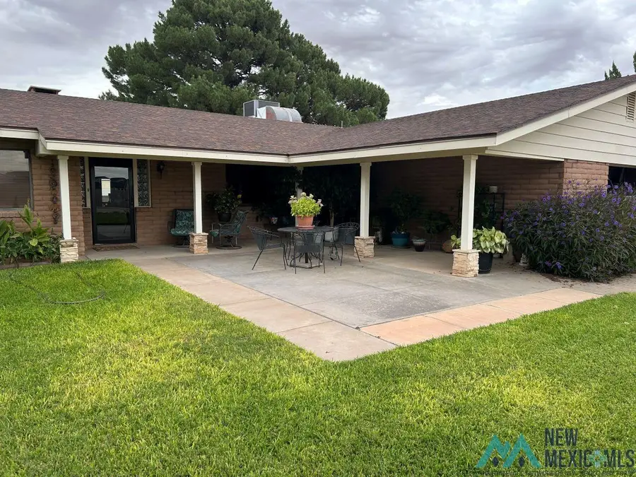 502 Farris Street, Carlsbad, NM 88220 - #3