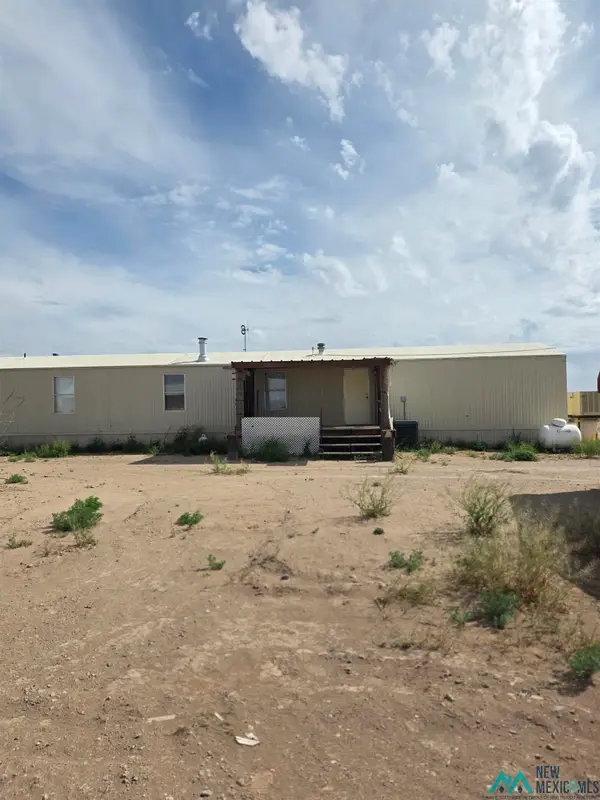 6925 SE Guernsey Rd, Deming, NM 88030