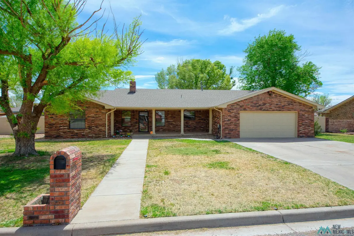 512 E 17th Street, Portales, NM 88130 - #1