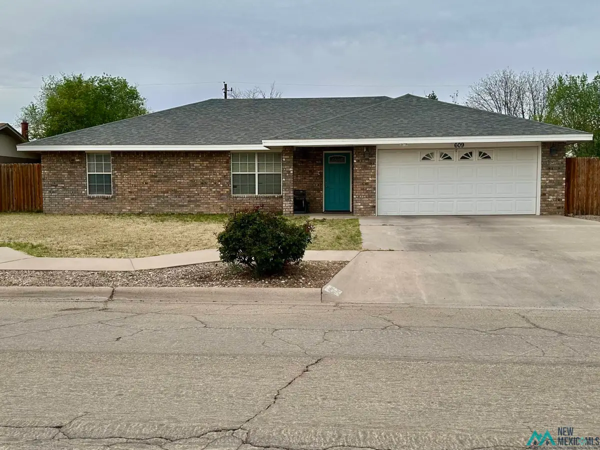 609 Swinging Spear Road, Roswell, NM 88201 - #1