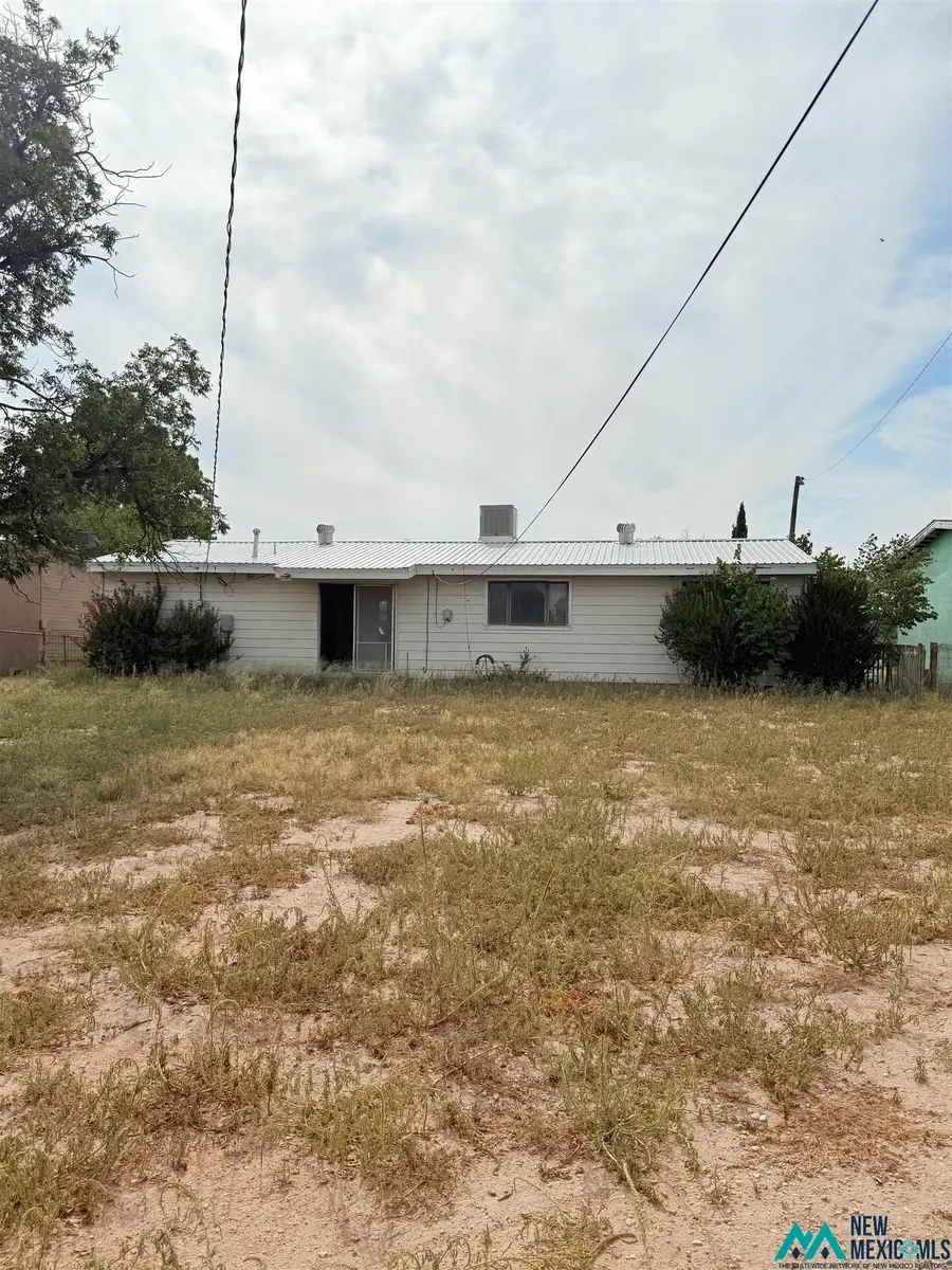 524 S 6th Street, Jal, NM 88252 - #2