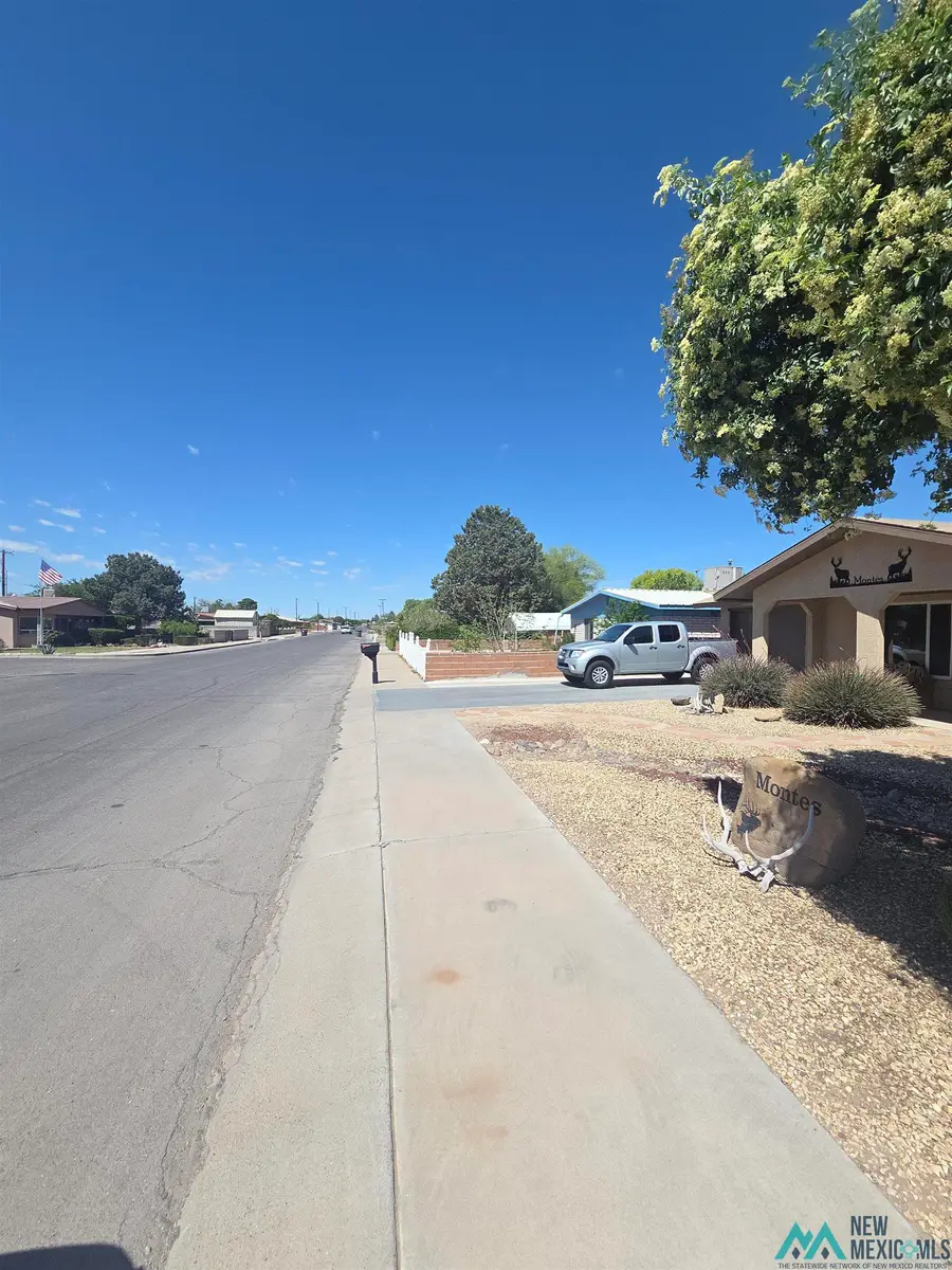 1307 E Walnut, Deming, NM 88030 - #3