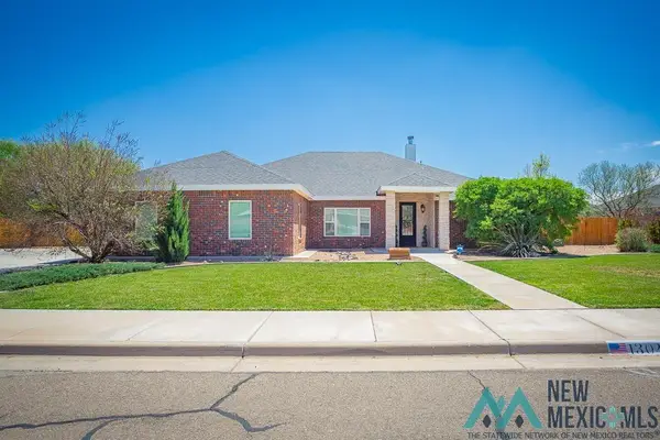 1304 Sierra Blanca Drive, Roswell, NM 88201