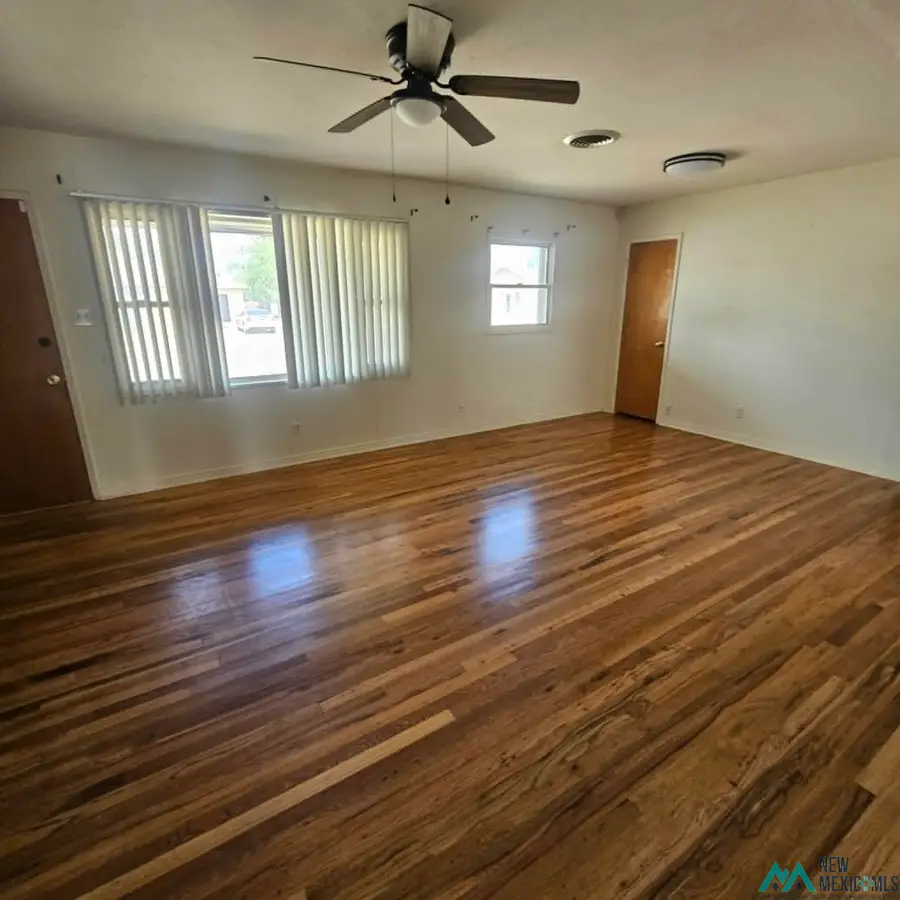 501 W Plains Avenue, Clovis, NM 88101 - #2