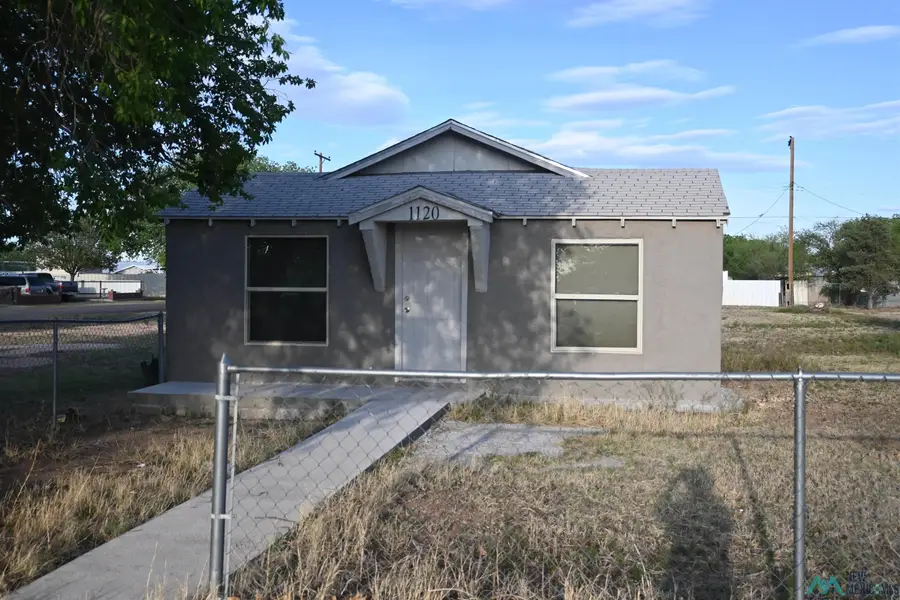 1120 N J Avenue, Portales, NM 88130 - #2
