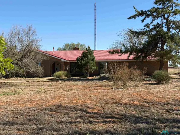 1091 Curry Road 6, Clovis, NM 88101