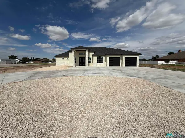 8124 N Tomlinson, Hobbs, NM 88242