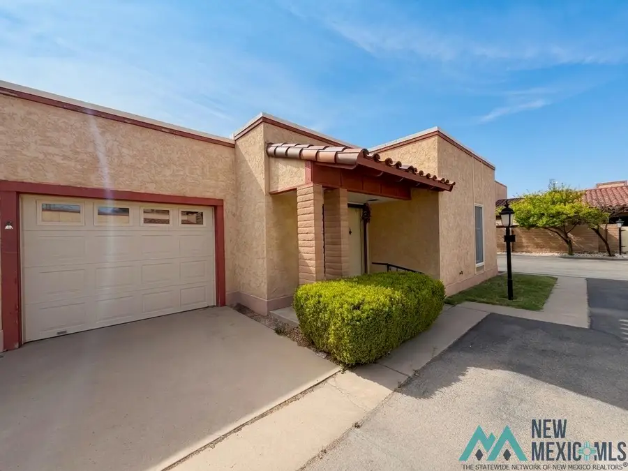 200 E Country Club Rd #18, Roswell, NM 88201 - #2