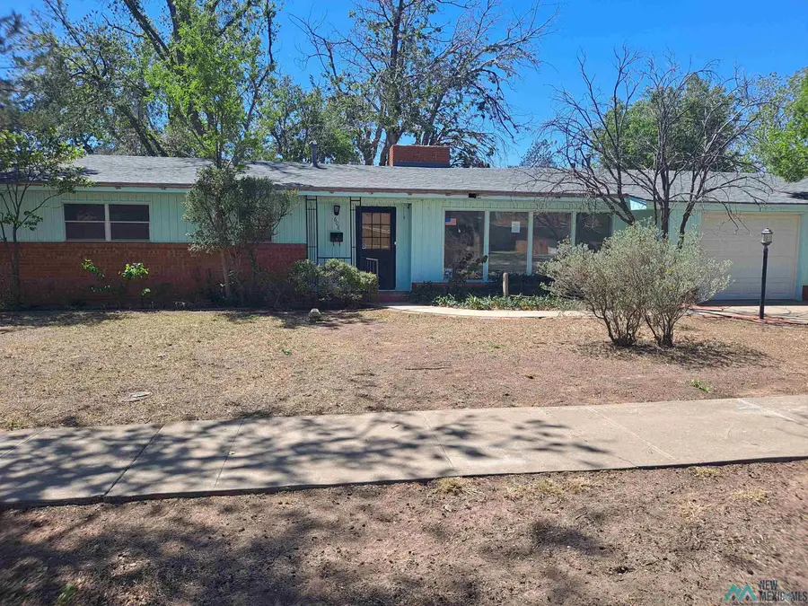 608 W Mccune Street, Roswell, NM 88203 - #2