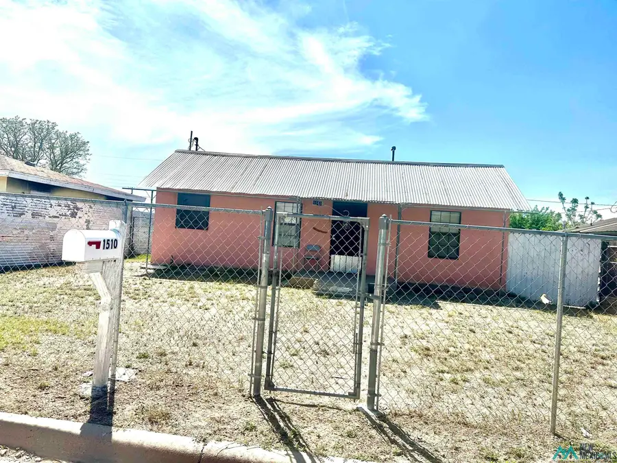 1510 S Monroe Avenue, Roswell, NM 88203 - #3